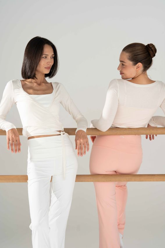 Кофта на запах Leia